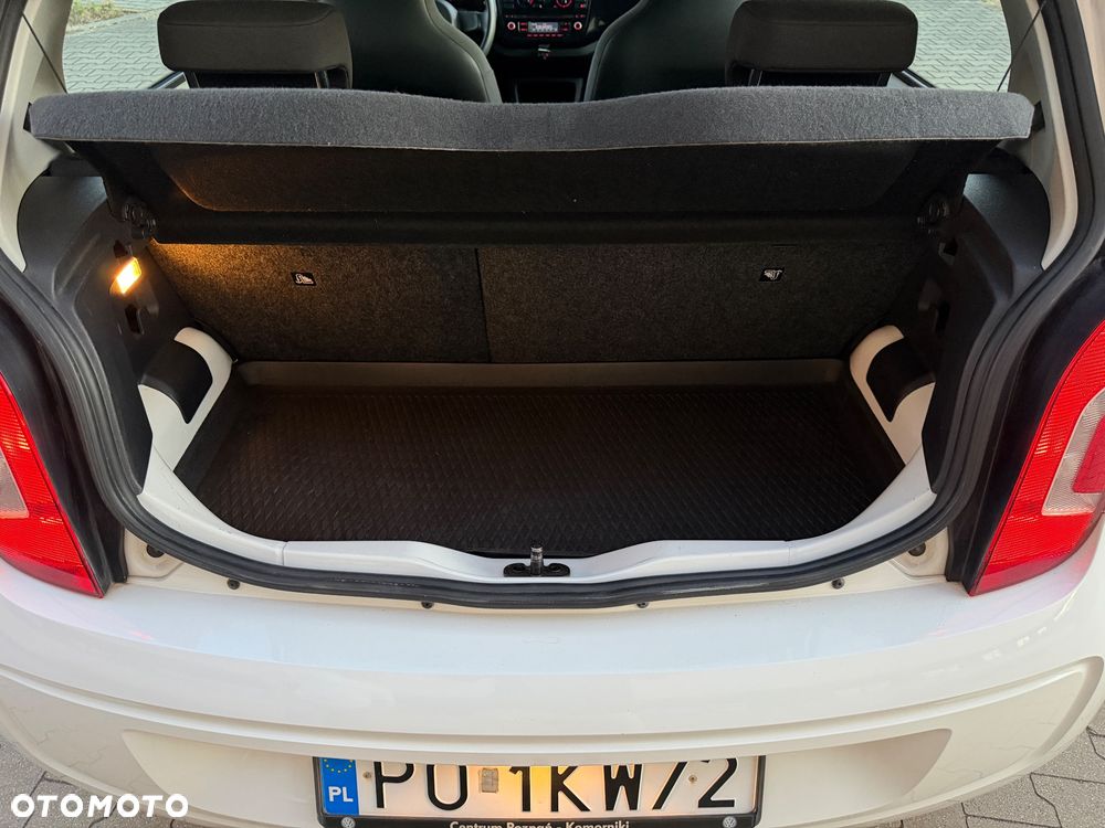 Volkswagen up! - 23