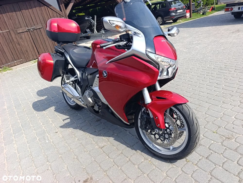 Honda VFR - 30