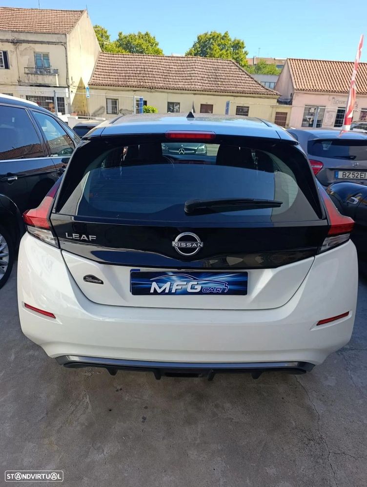 Nissan Leaf - 2
