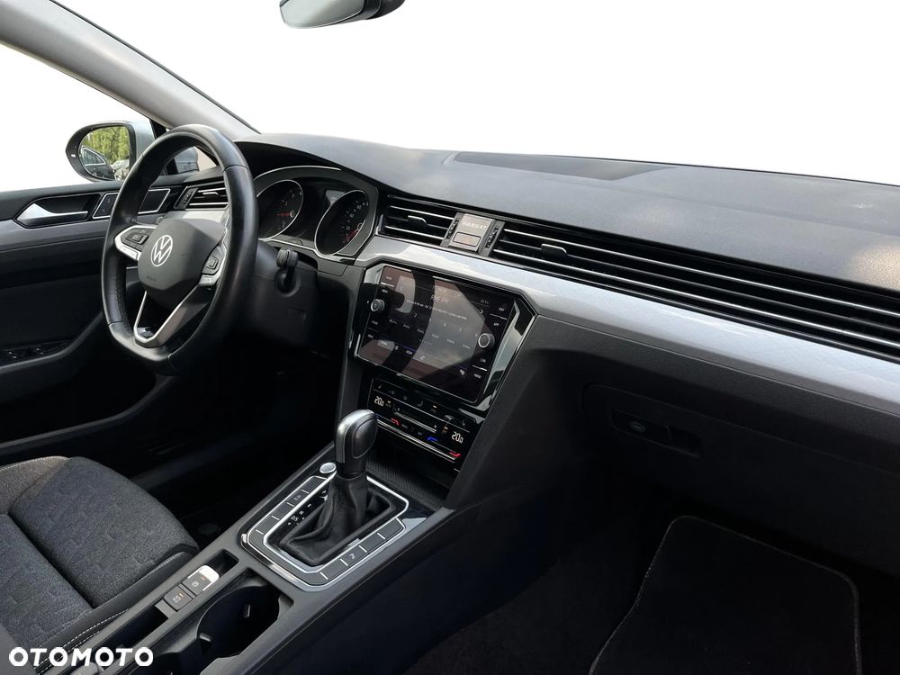 Volkswagen Passat 1.5 TSI EVO Business DSG - 38
