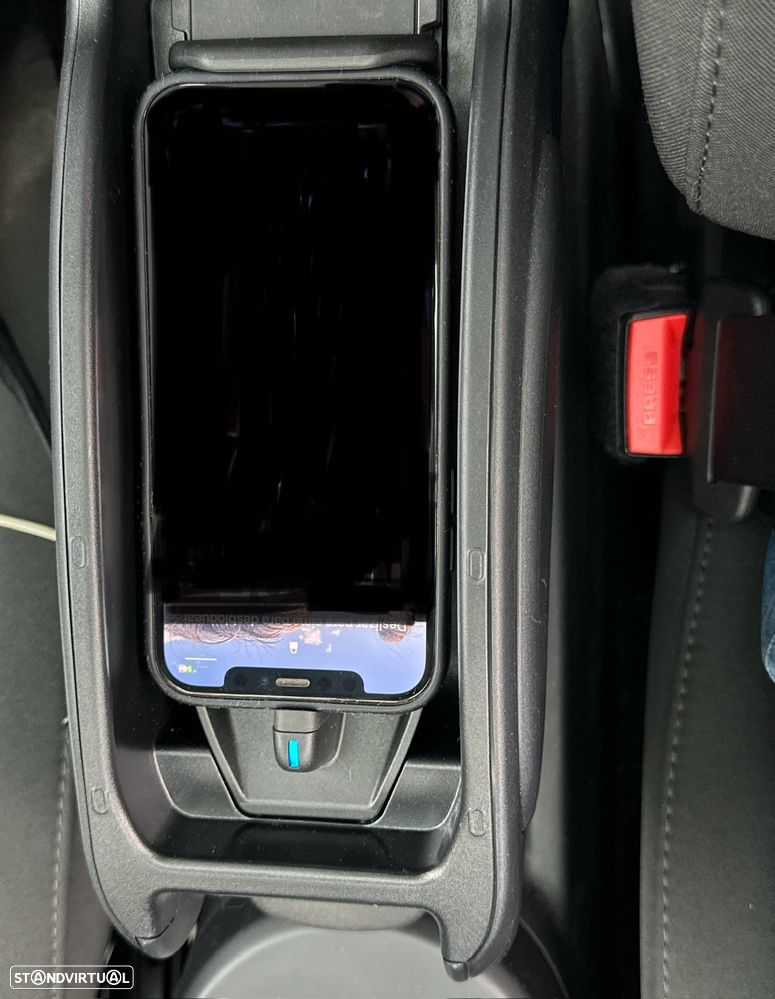 MINI 3 Portas Cooper SE Essential - 14