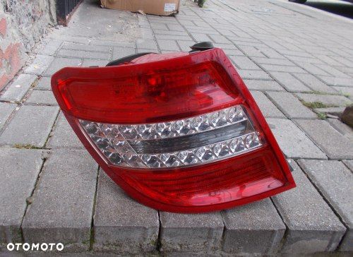 MERCEDES C KLASA W204 W 204 LEWA LED KOMBI - 1