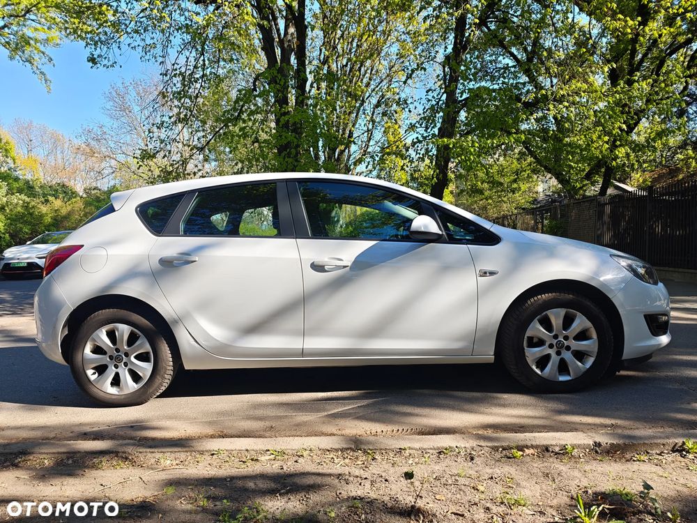 Opel Astra - 8