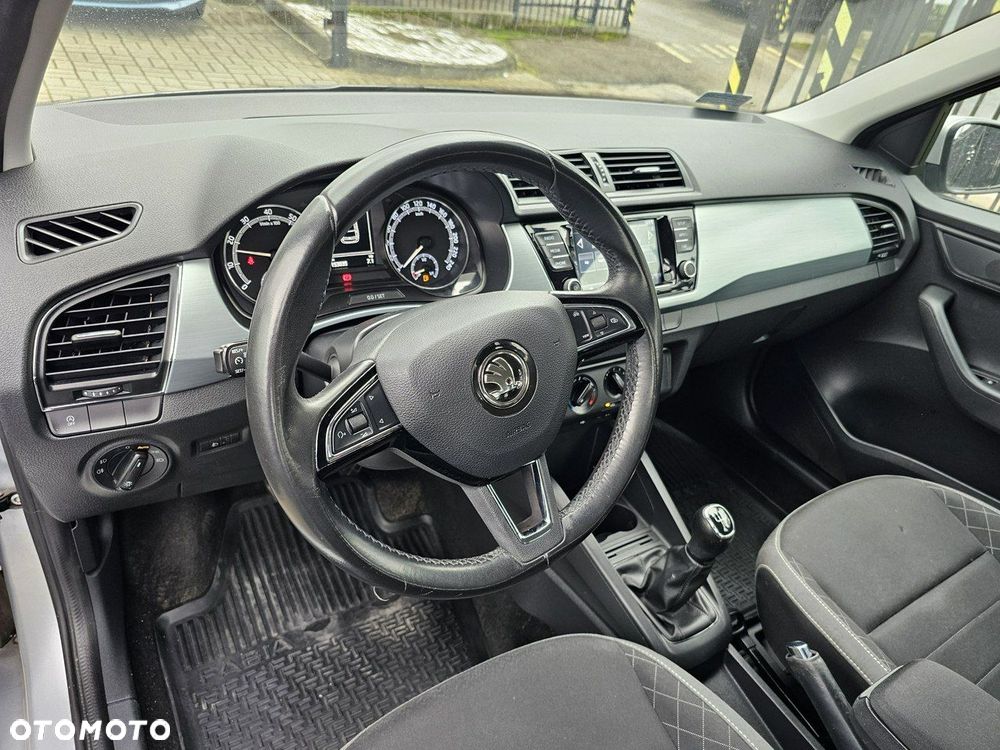 Skoda Fabia - 18