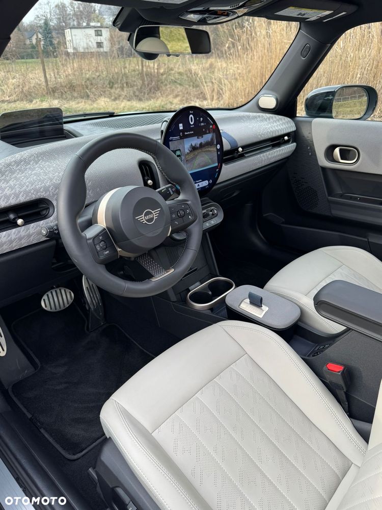 MINI Cooper S Favoured Trim - 16