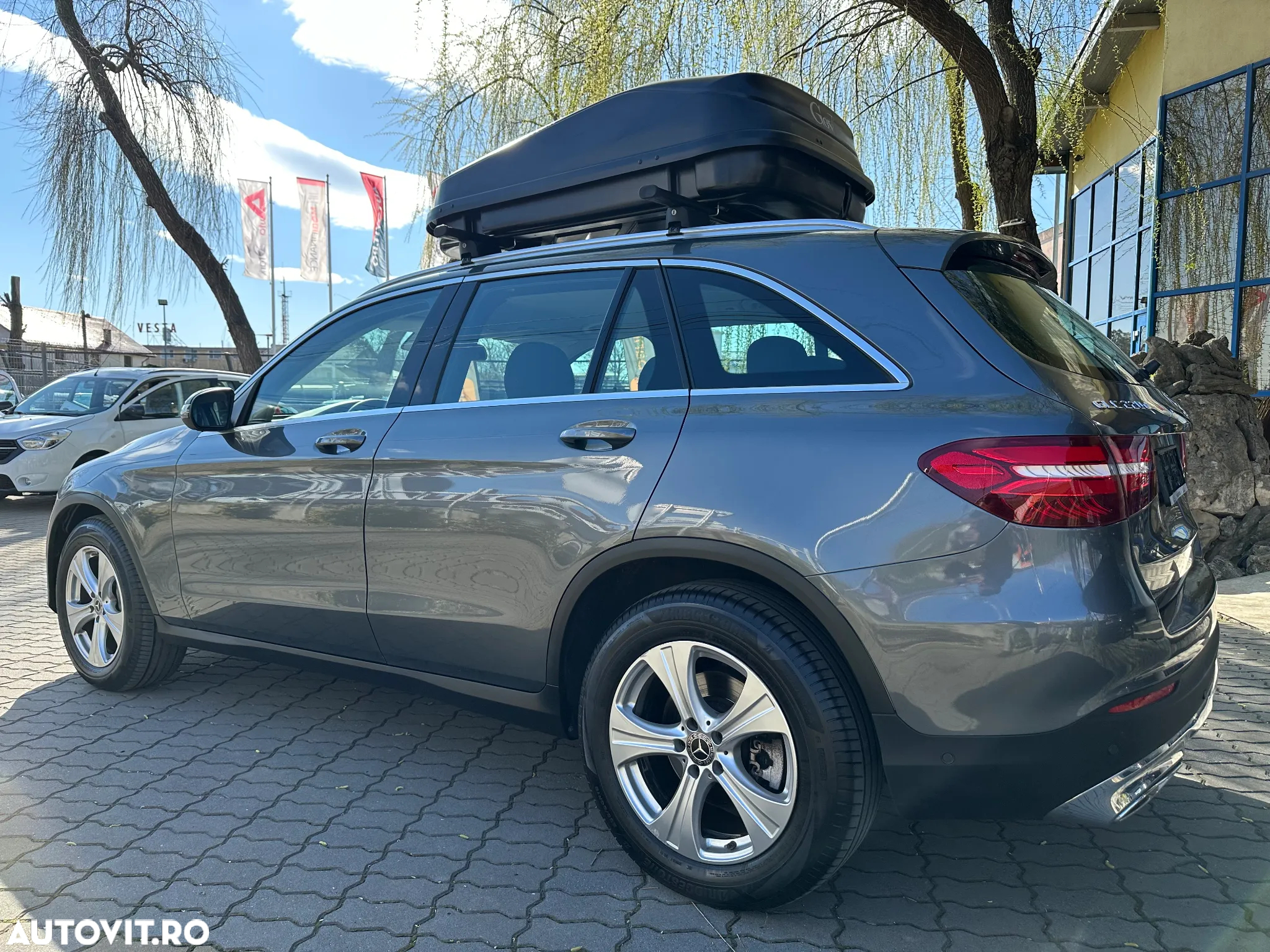 Mercedes-Benz GLC 220 d 4Matic 9G-TRONIC - 14