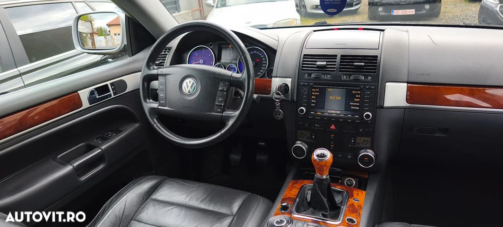 Volkswagen Touareg 3.0 V6 TDI DPF Exclusive Edition - 13