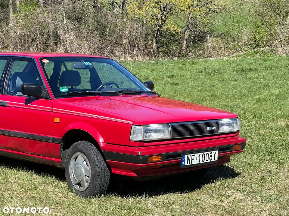 Nissan Sunny 1988 photo 2