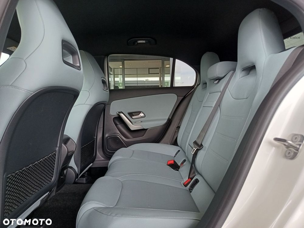 Mercedes-Benz Klasa A - 30