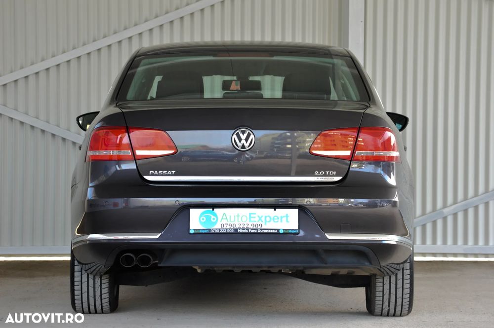 Volkswagen Passat 2.0 Blue TDI SCR Comfortline - 14