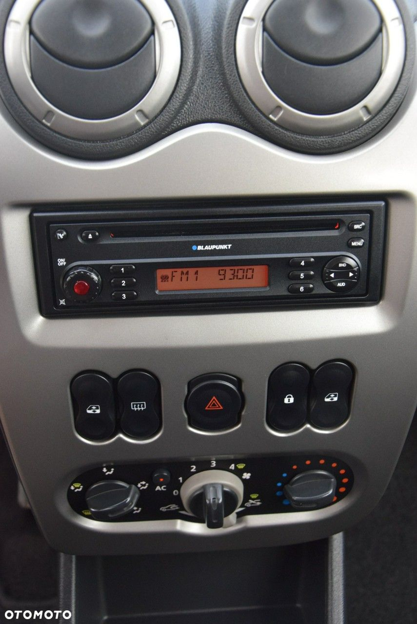Dacia Sandero Stepway 1.6 - 24