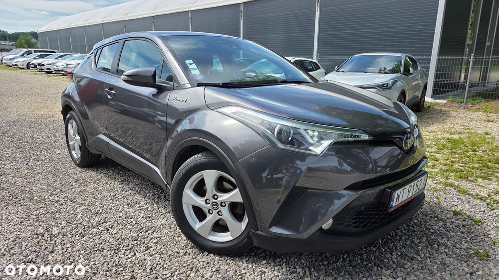 Toyota C-HR Business-Edition - 3