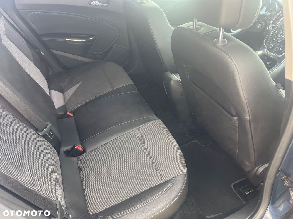 Opel Astra 1.4 Turbo Cosmo - 15