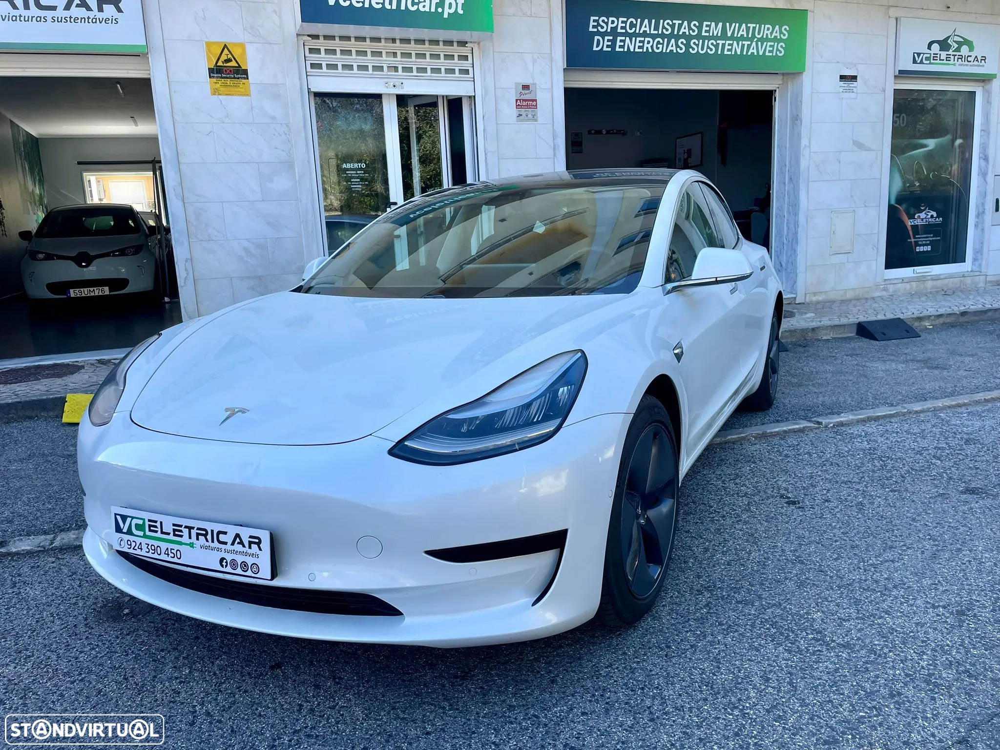 Tesla Model 3 Standard Range Plus RWD - 14