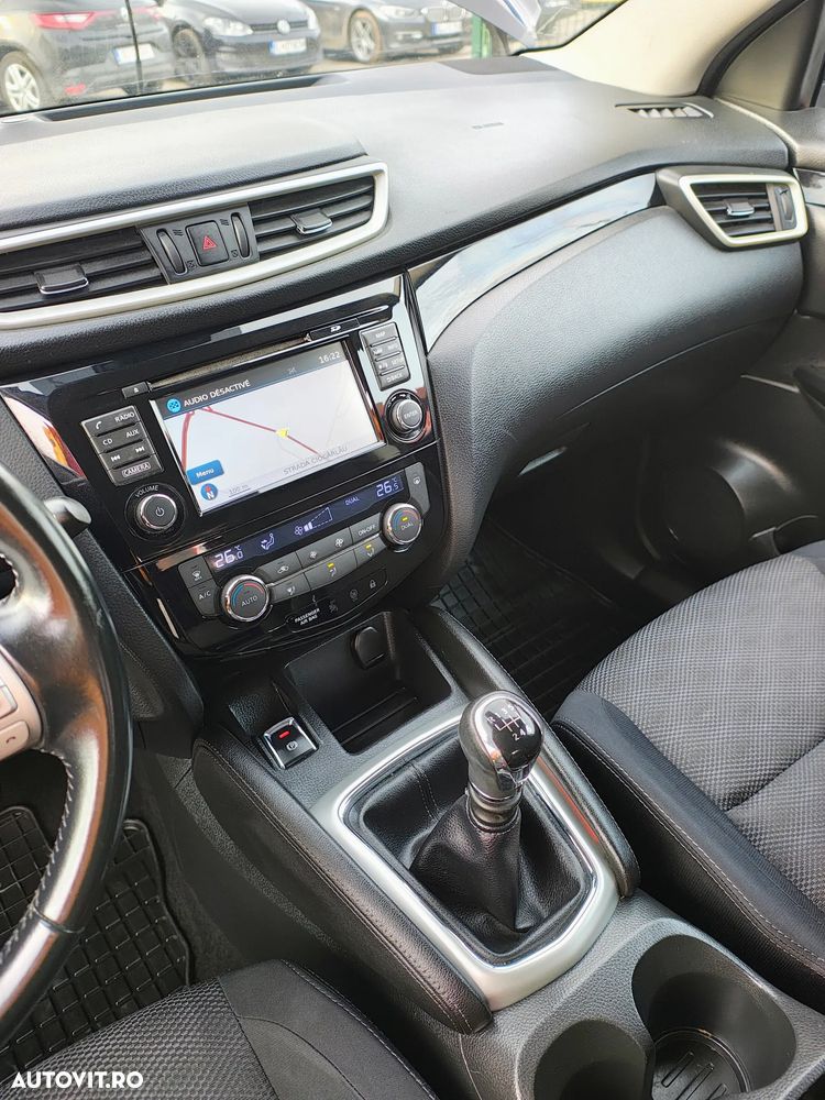 Nissan Qashqai 1.6 DCI N-Connecta - 23