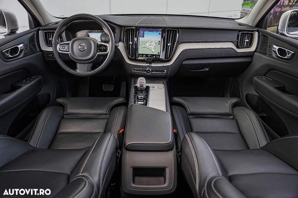 Volvo XC 60 Recharge T6 Twin Engine eAWD Inscription Expression - 2