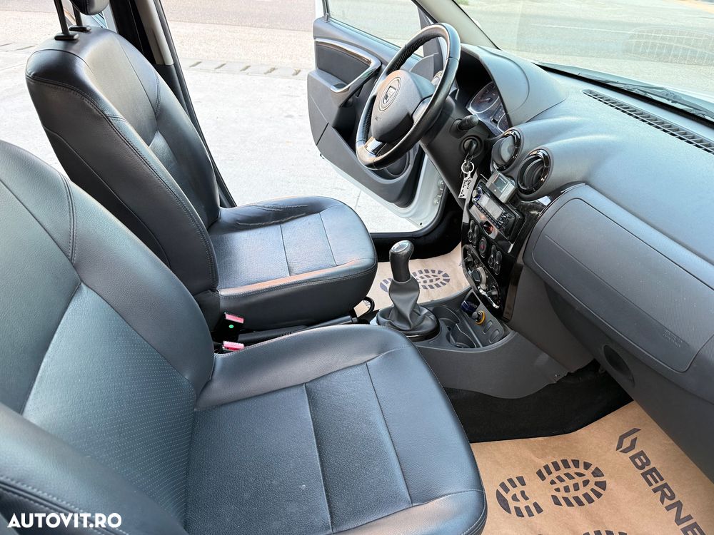 Dacia Duster 1.6 16V 4x2 Prestige - 11