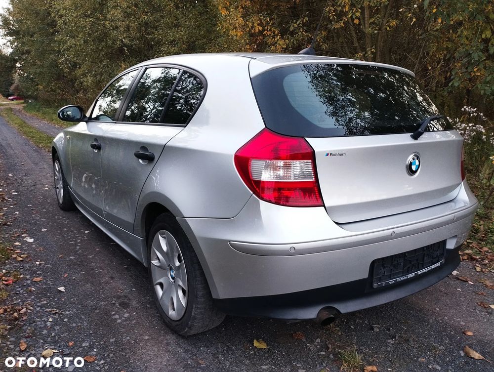 BMW Seria 1 116i - 11