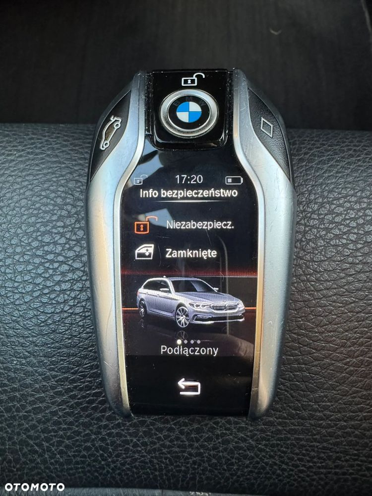 BMW Seria 5 520d Luxury Line - 29