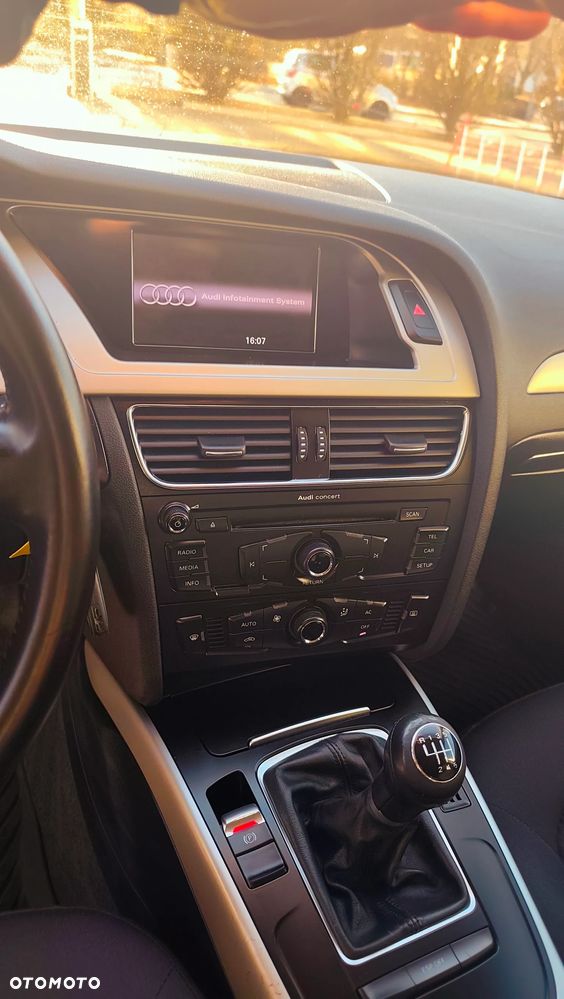 Audi A4 Avant 1.8 TFSI Attraction - 8