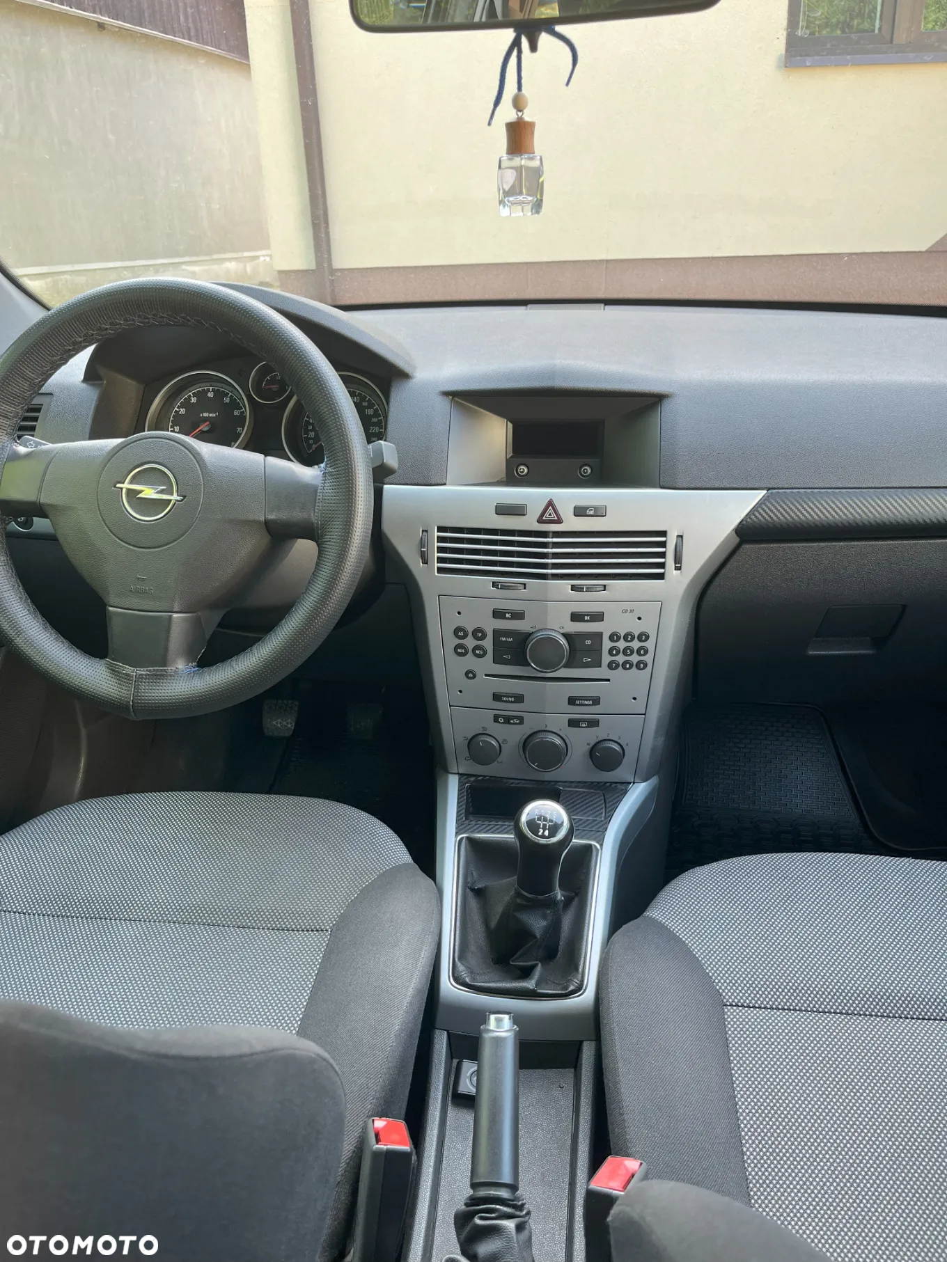 Opel Astra III 1.6 - 10