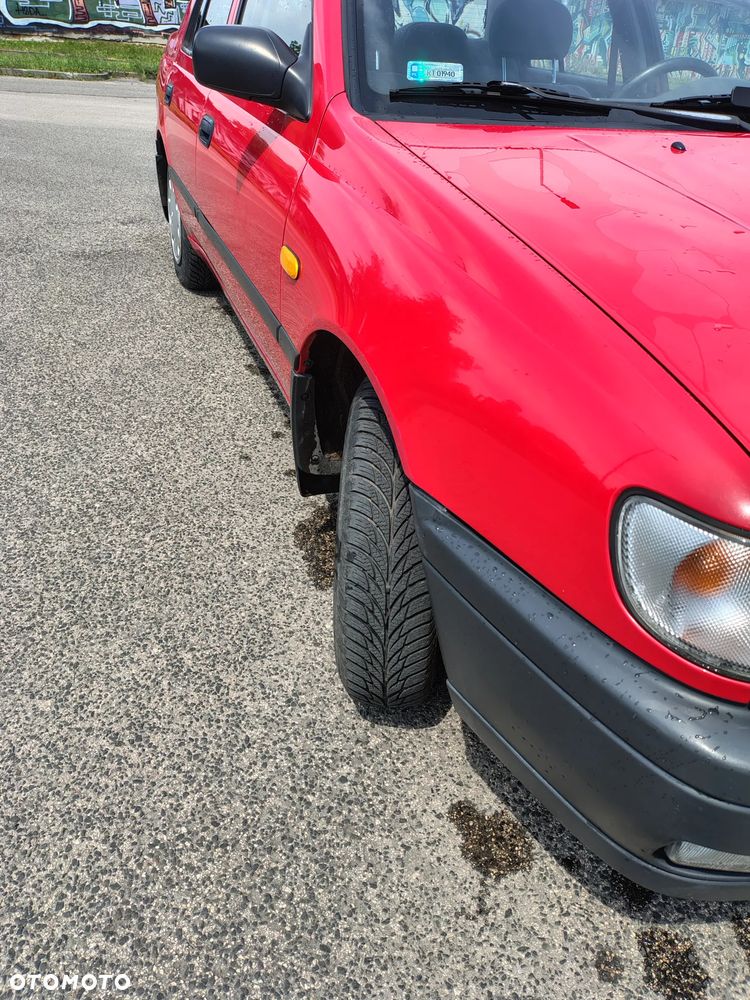 Nissan Sunny 1.4 LX - 4