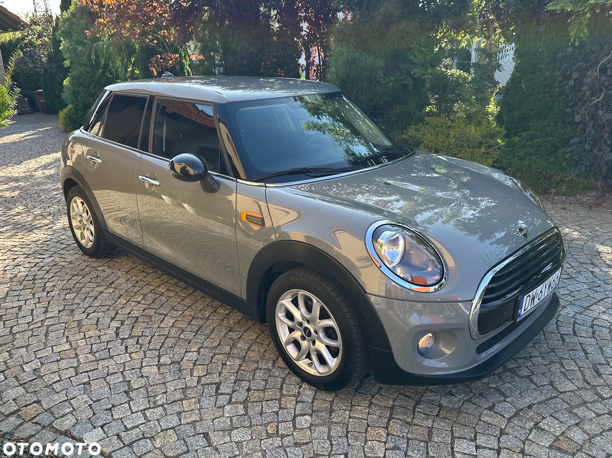 MINI Cooper Standard - 10