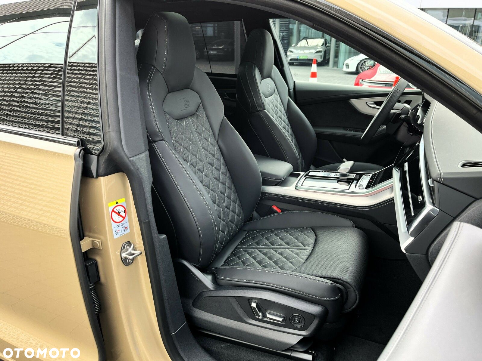 Audi Q8 - 28