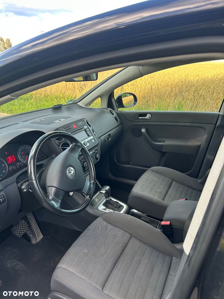Volkswagen Golf Plus 1.9 TDI DPF Cross DSG - 9