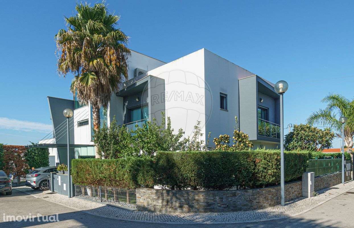 Moradia T5 para venda - Grande imagem: 3/48