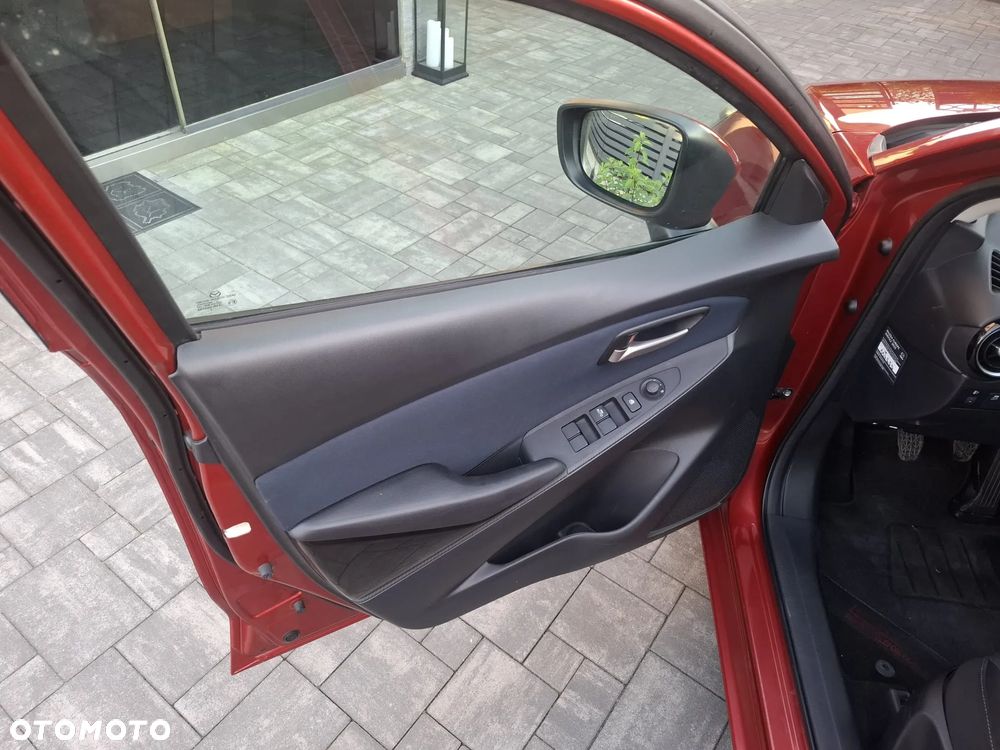 Mazda 2 - 18