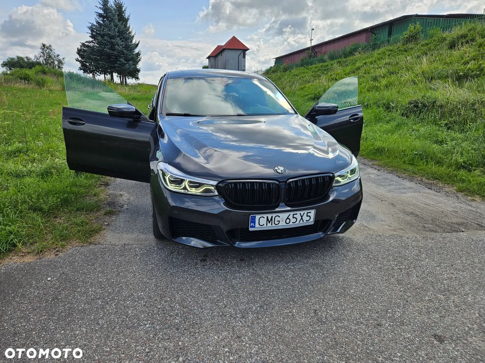 BMW 6GT - 23