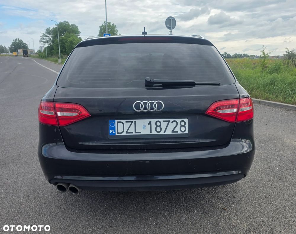 Audi A4 Avant 2.0 TDI - 9