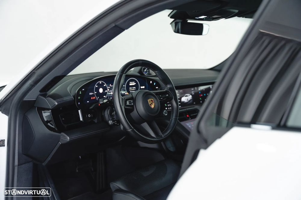 Porsche Taycan 4S Bateria Performance Plus - 22