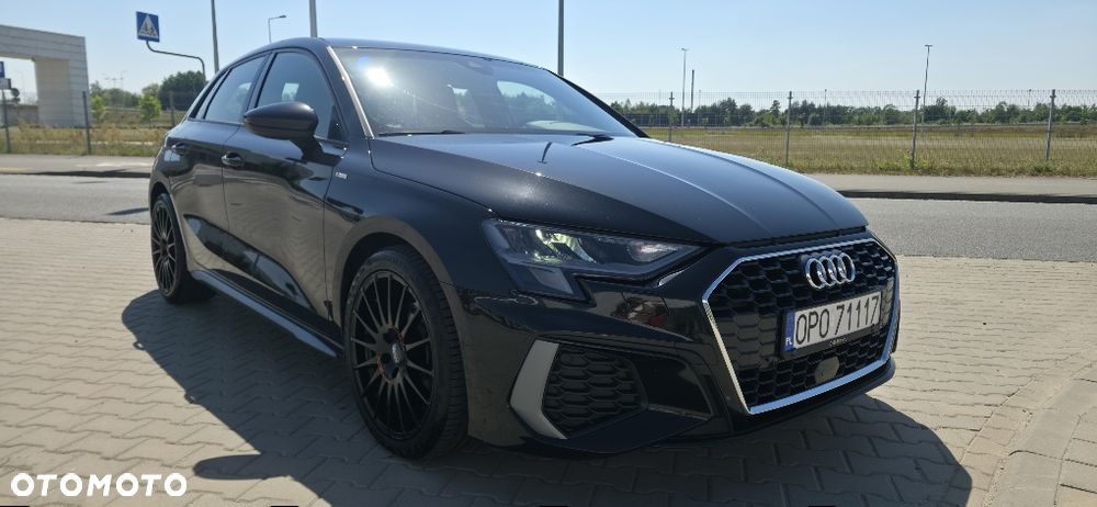 Audi A3 Sportback - 2