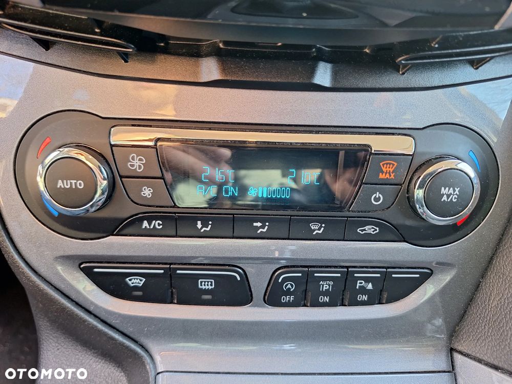 Ford Focus 1.0 EcoBoost Titanium - 21