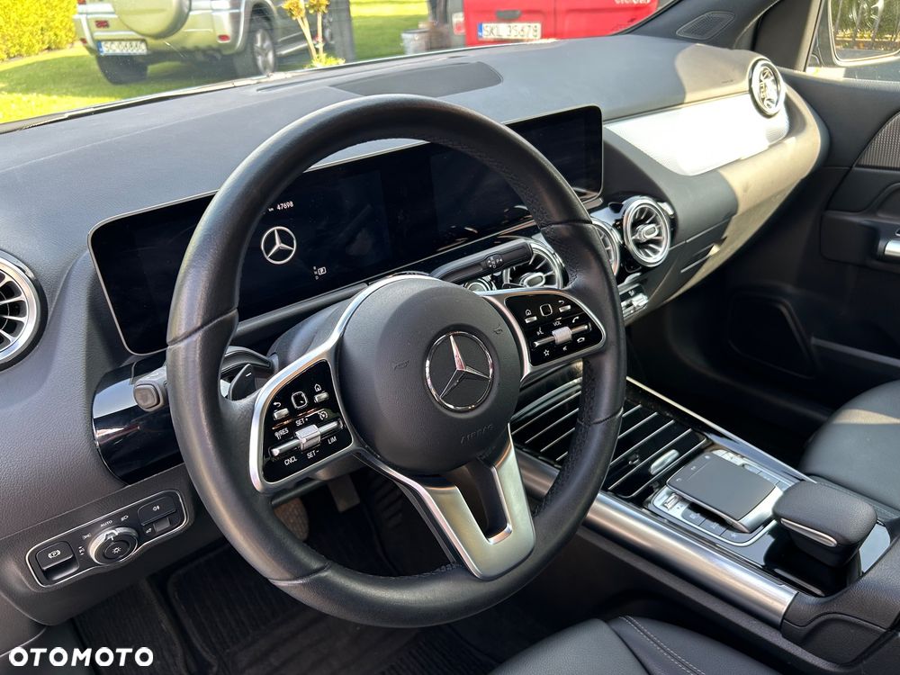 Mercedes-Benz Klasa B 200 Style 7G-DCT - 19