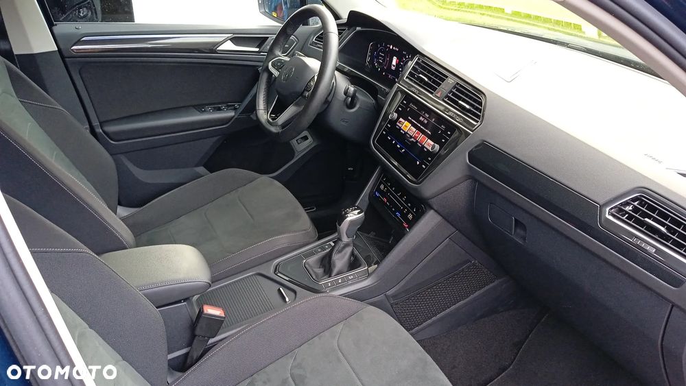 Volkswagen Tiguan 2.0 TDI Elegance DSG - 17