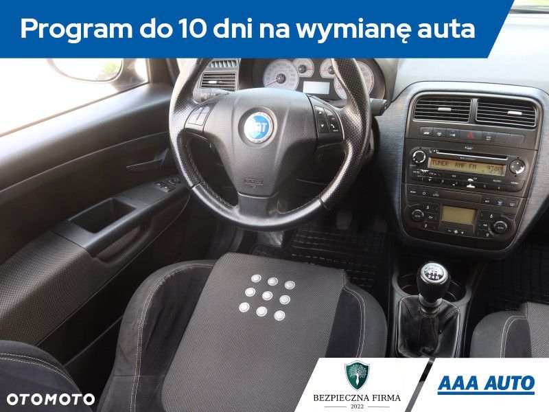 Fiat Grande Punto - 9