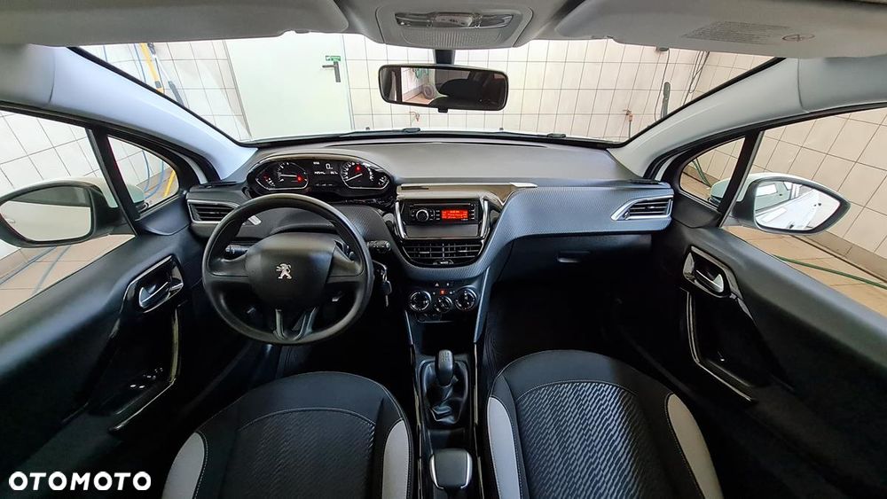 Peugeot 2008 1.2 VTi/Pure Tech Access - 17