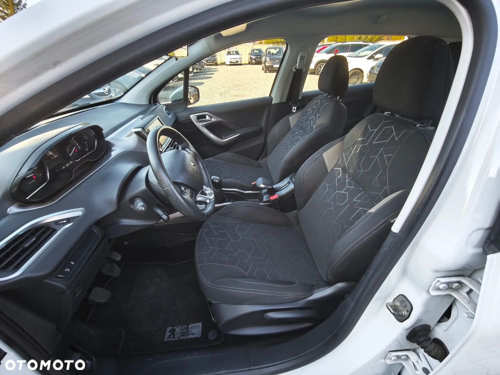 Peugeot 2008 120 VTI Active - 35