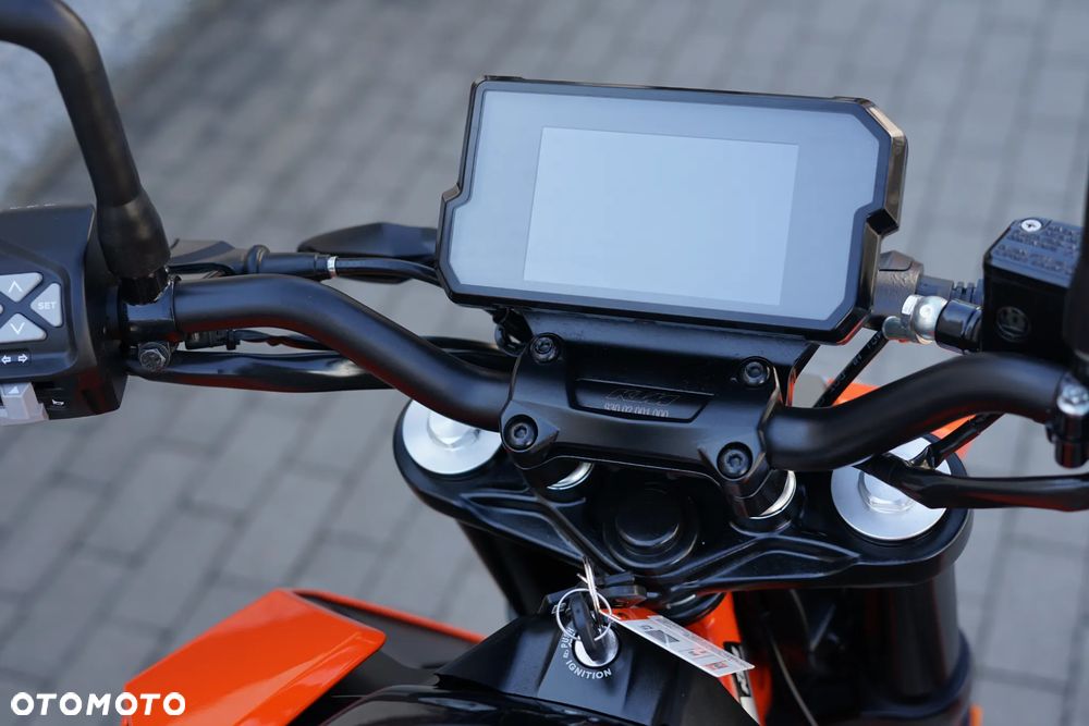 KTM Duke - 19