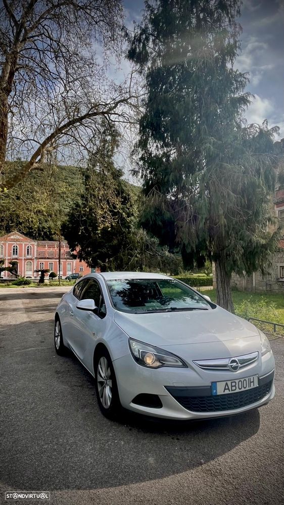 Opel Astra GTC 1.7 CDTI DPF ecoFLEX S&S 109/107g Edition - 4