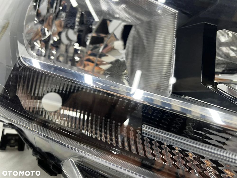 Lampa reflektor Toyota ProAce Expert Jumpy Scudo Ulysse Vivaro C Life 23r.- LIFT EU prawa przednia E - 8