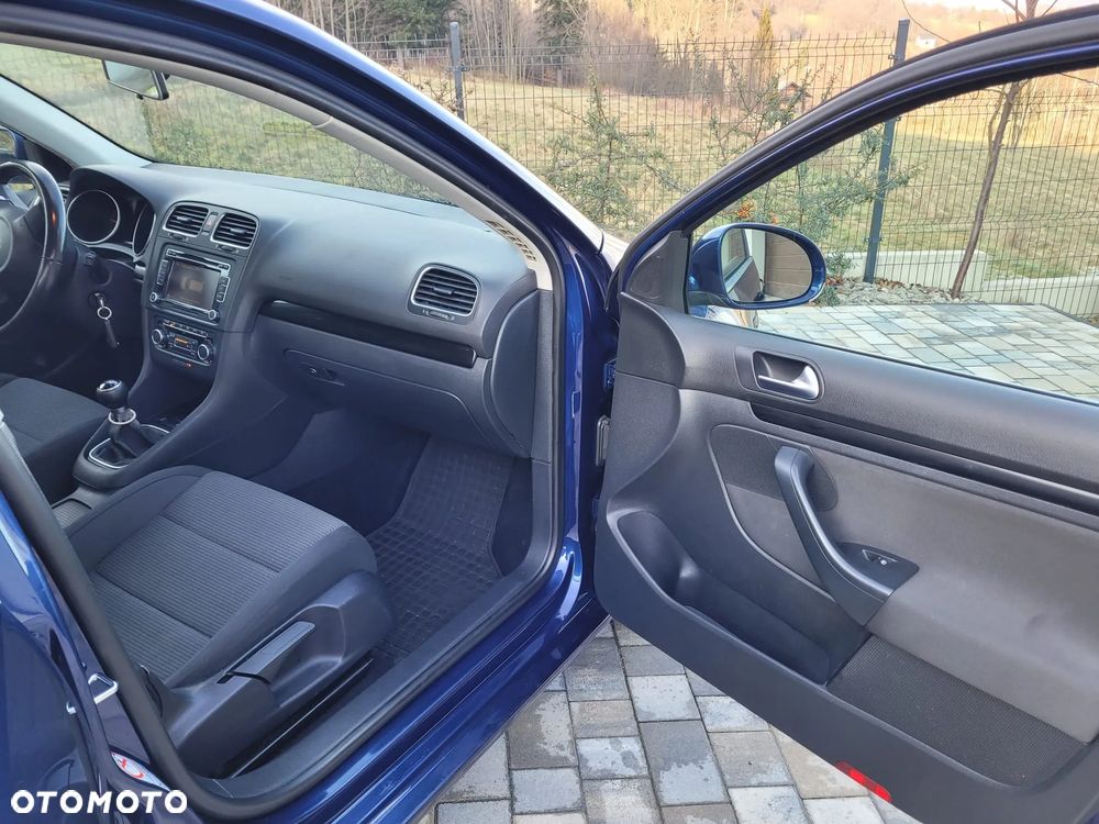 Volkswagen Golf - 9
