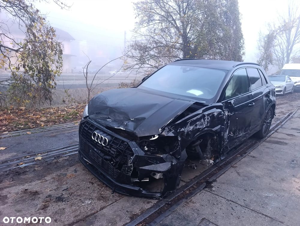 Audi Q3 35 TDI Quattro S Line - 2