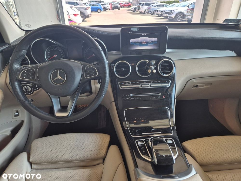 Mercedes-Benz GLC - 15