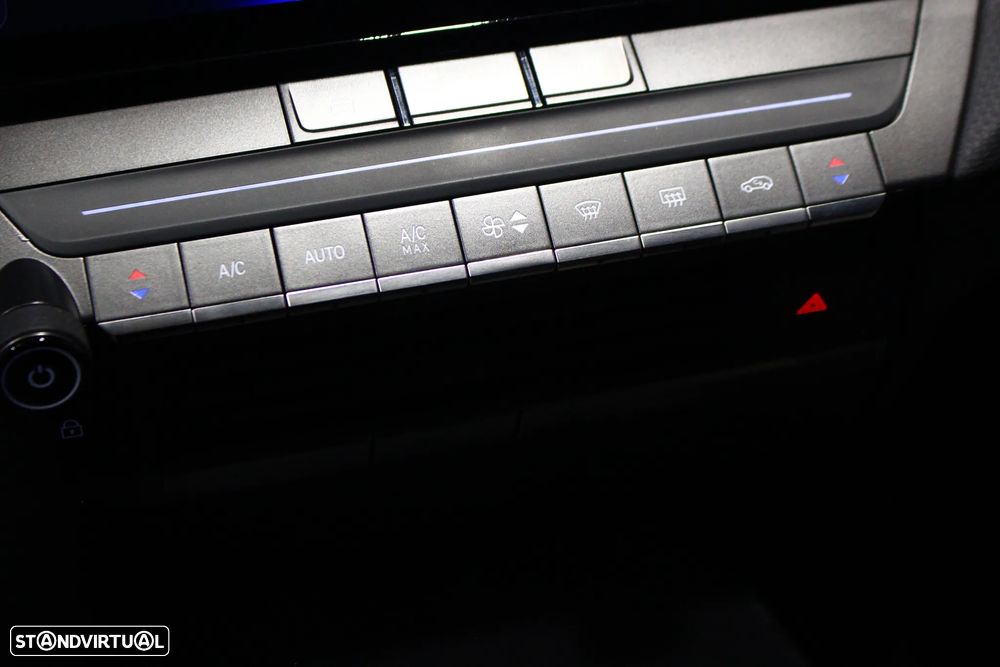 Opel Astra 1.5 D Elegance - 30