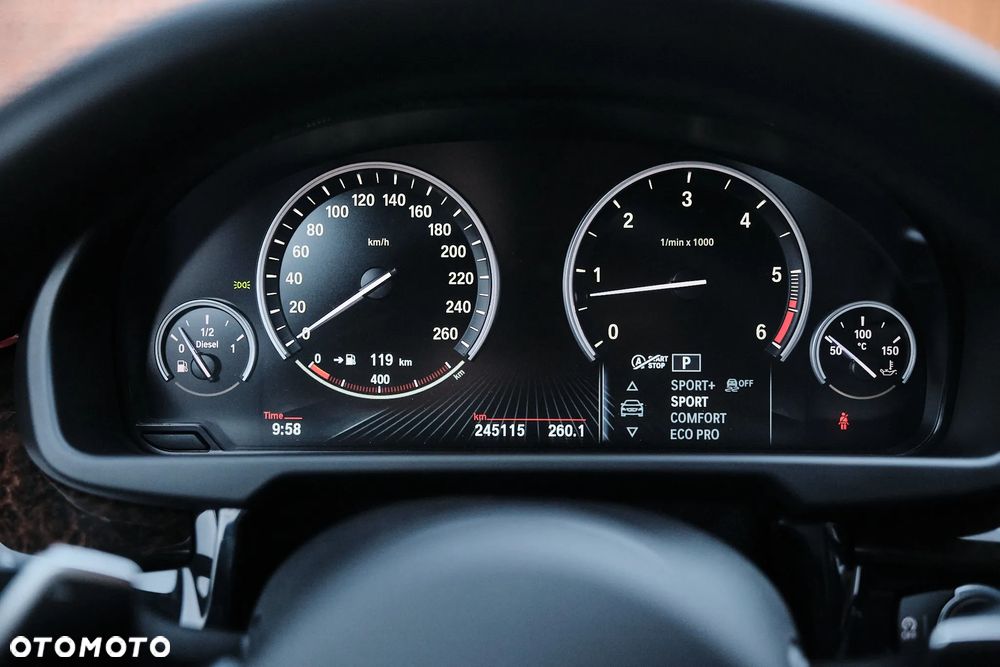 BMW X6 xDriveM50d - 11