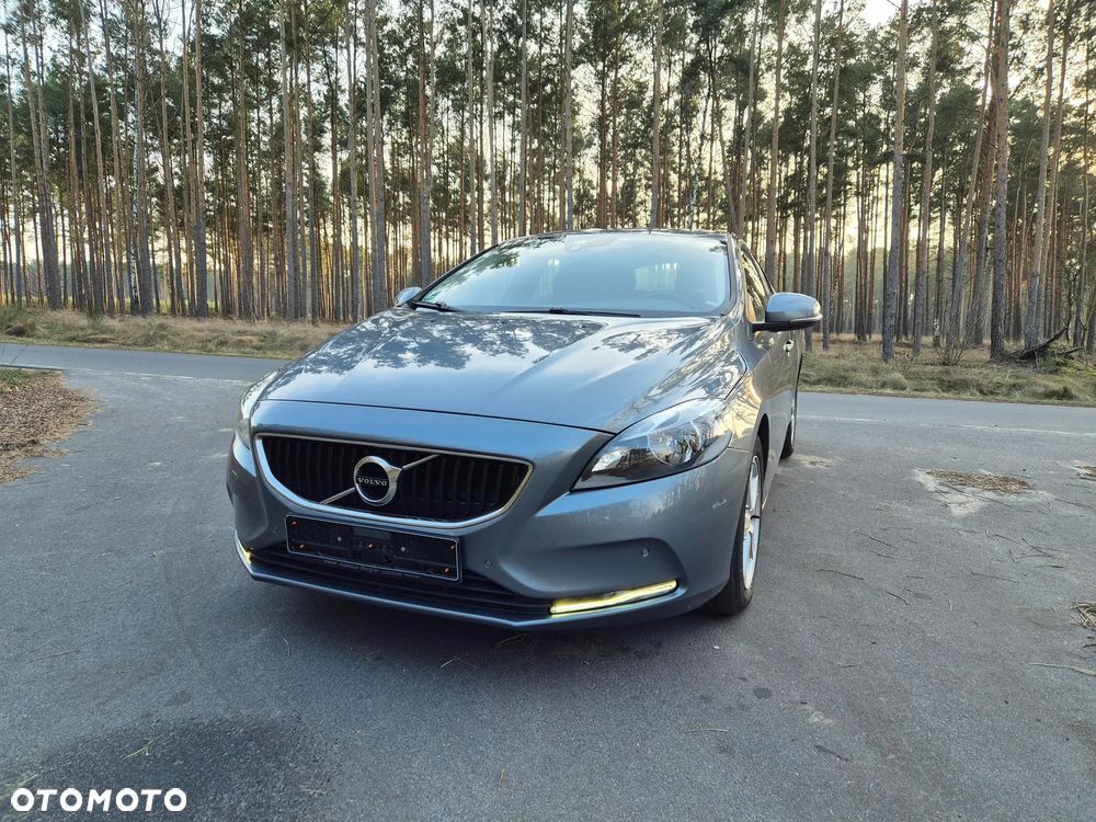 Volvo V40 T2 Inscription - 8